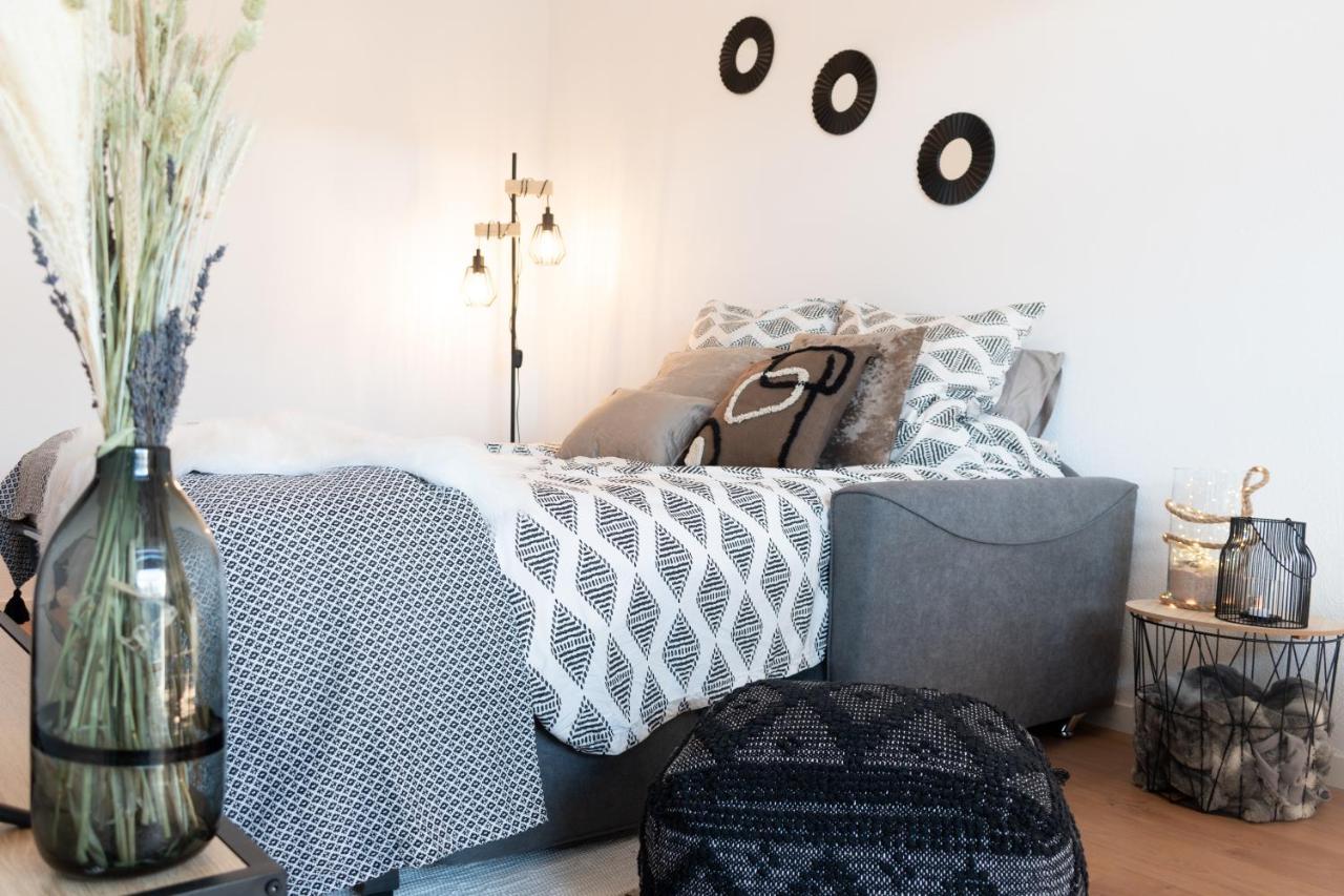 Bienvenue Chez Vous Tres Calme Et En Plein Centre Lejlighed Mantes-la-Jolie Eksteriør billede